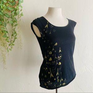 Women’s skull Graphic Tee